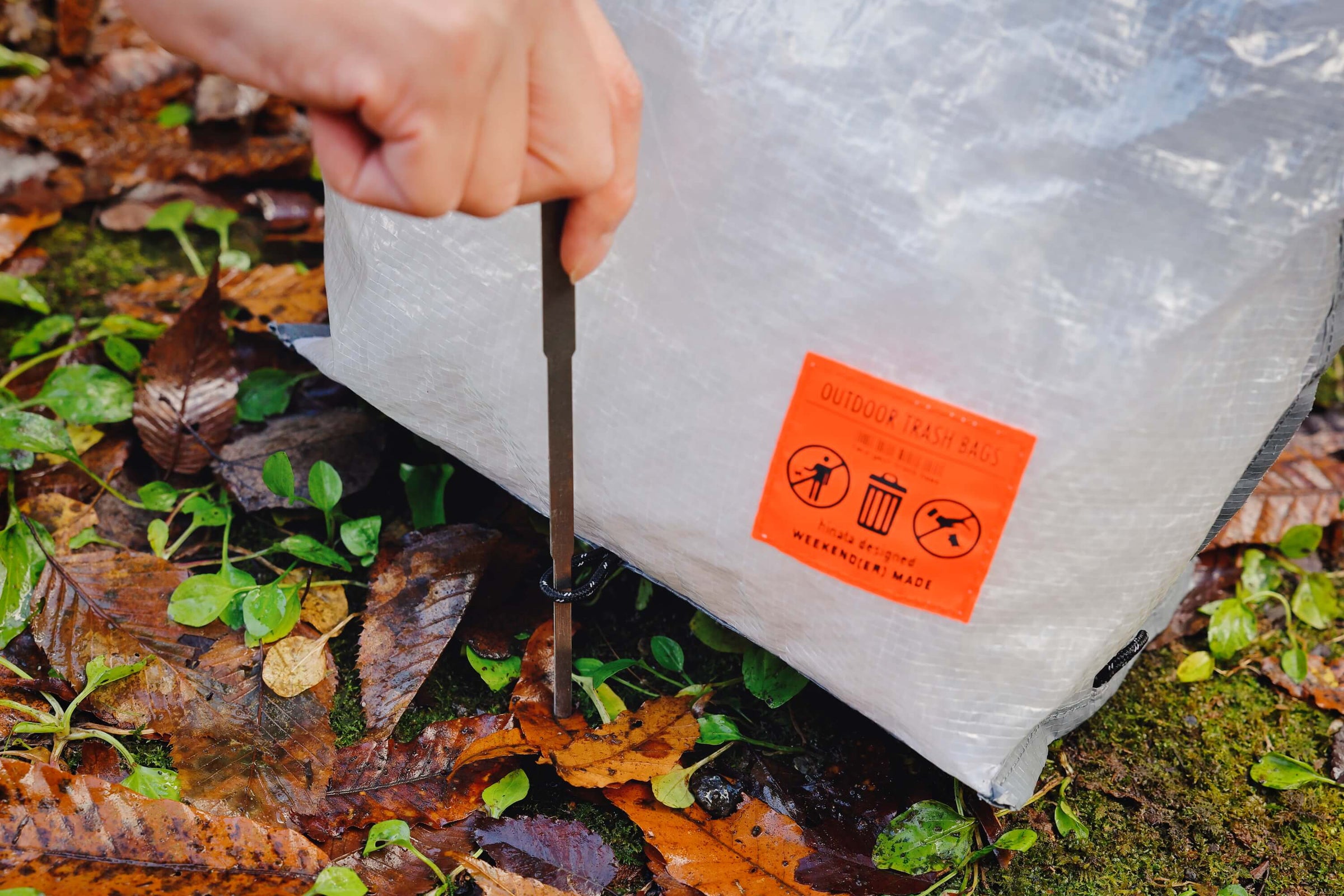 hinata x WEEKEND(ER)】 OUTDOOR TRASH BAG SOLO | LEISURES