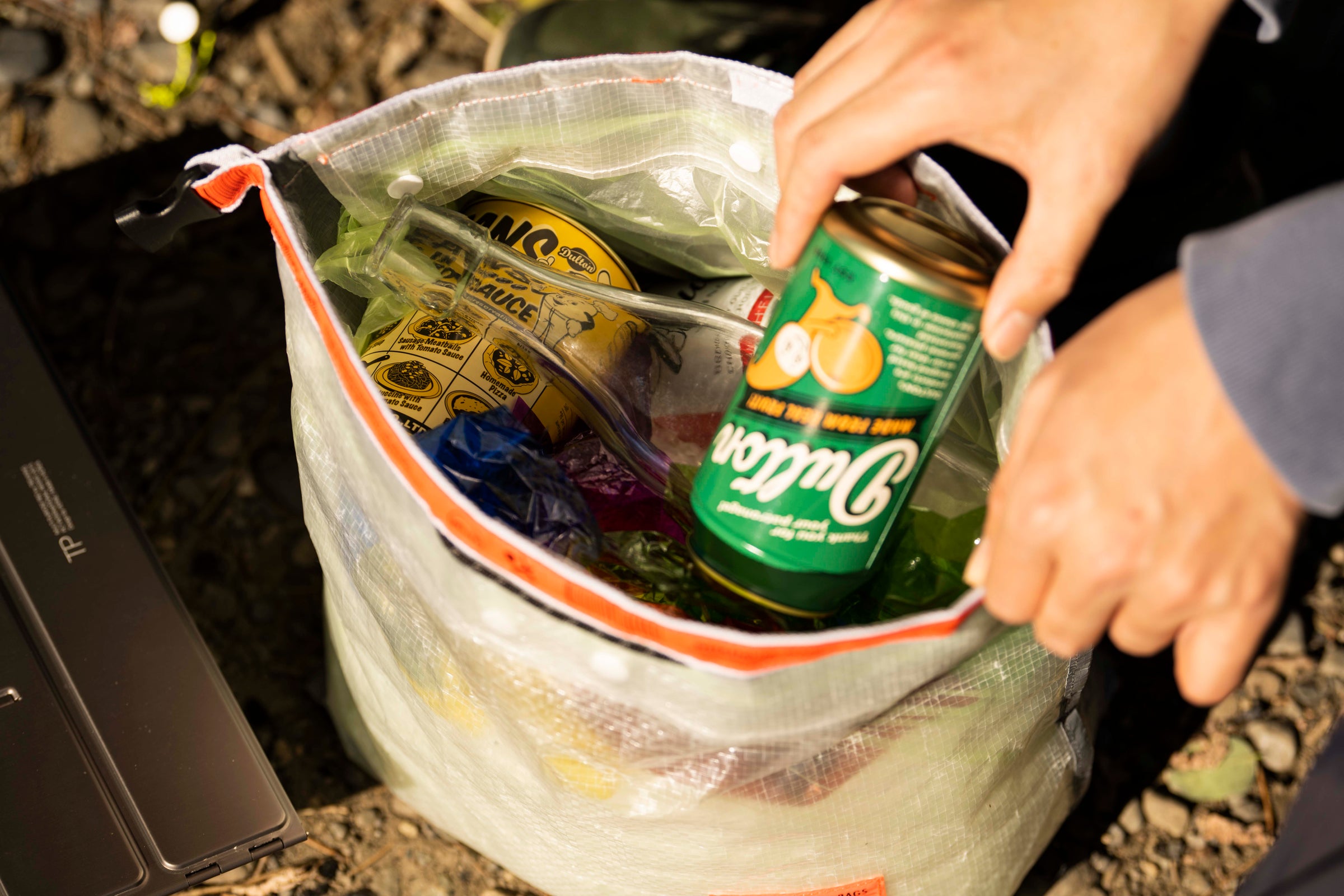 hinata x WEEKEND(ER)】 OUTDOOR TRASH BAG SOLO | LEISURES